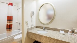 Quarto superior, 1 cama King, para fumantes | Banheiro