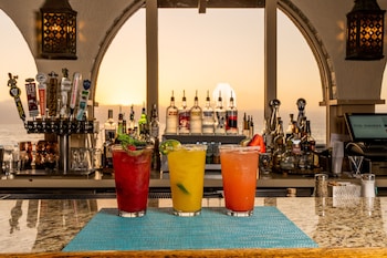Sports bar at La Jolla Shores Hotel