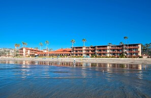 Front of property - La Jolla Shores Hotel (La Jolla)