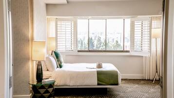 Marvelous Suite, Suite, 1 Bedroom, Non Smoking | Premium bedding, down comforters, pillowtop beds, minibar