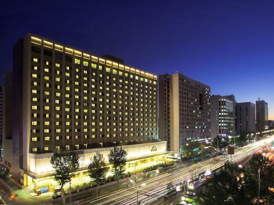 Front of property - evening/night