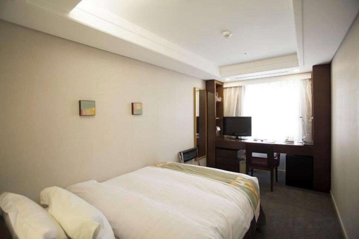 Business Single Room