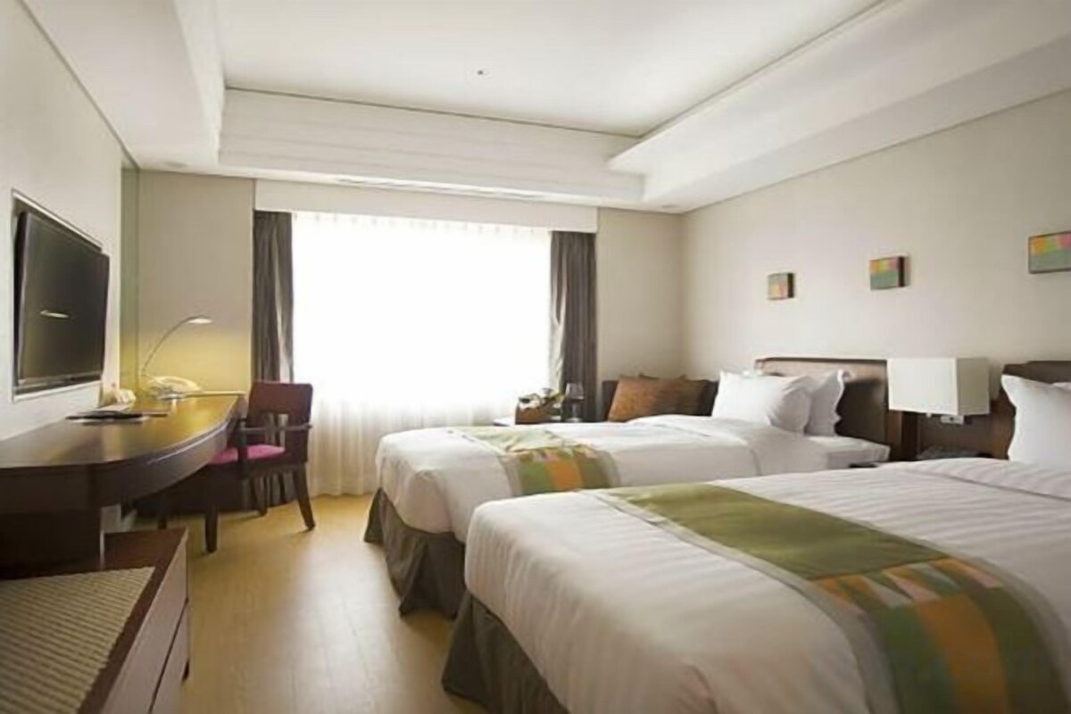 Standard Family Twin Room