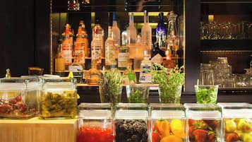 Cocktail bar