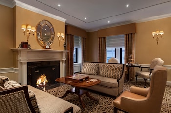Executive lounge at Fairmont Copley Plaza, Boston