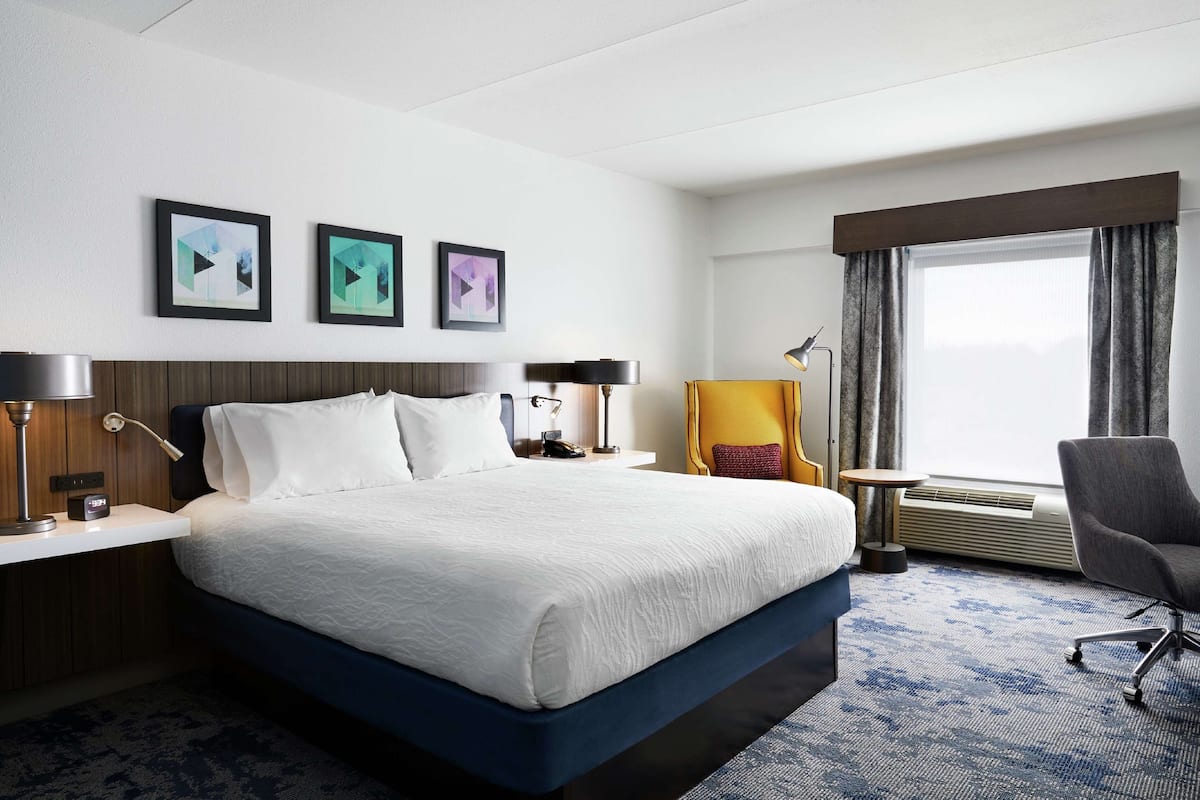 In-room safe, desk, laptop workspace, blackout drapes