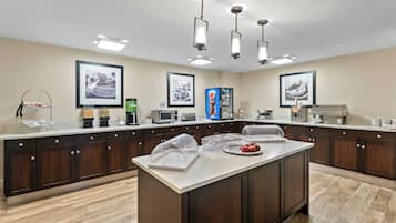 Free daily continental breakfast