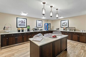 Free daily continental breakfast  - Allentown Park Hotel by The Red Collection (Allentown)