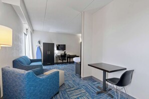Suite Prestige | Literie de qualité, couette en duvet, ameublement unique, bureau