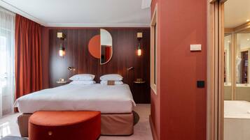 Suite, 1 King Bed (L'envol) | Premium bedding, pillowtop beds, free minibar items, in-room safe