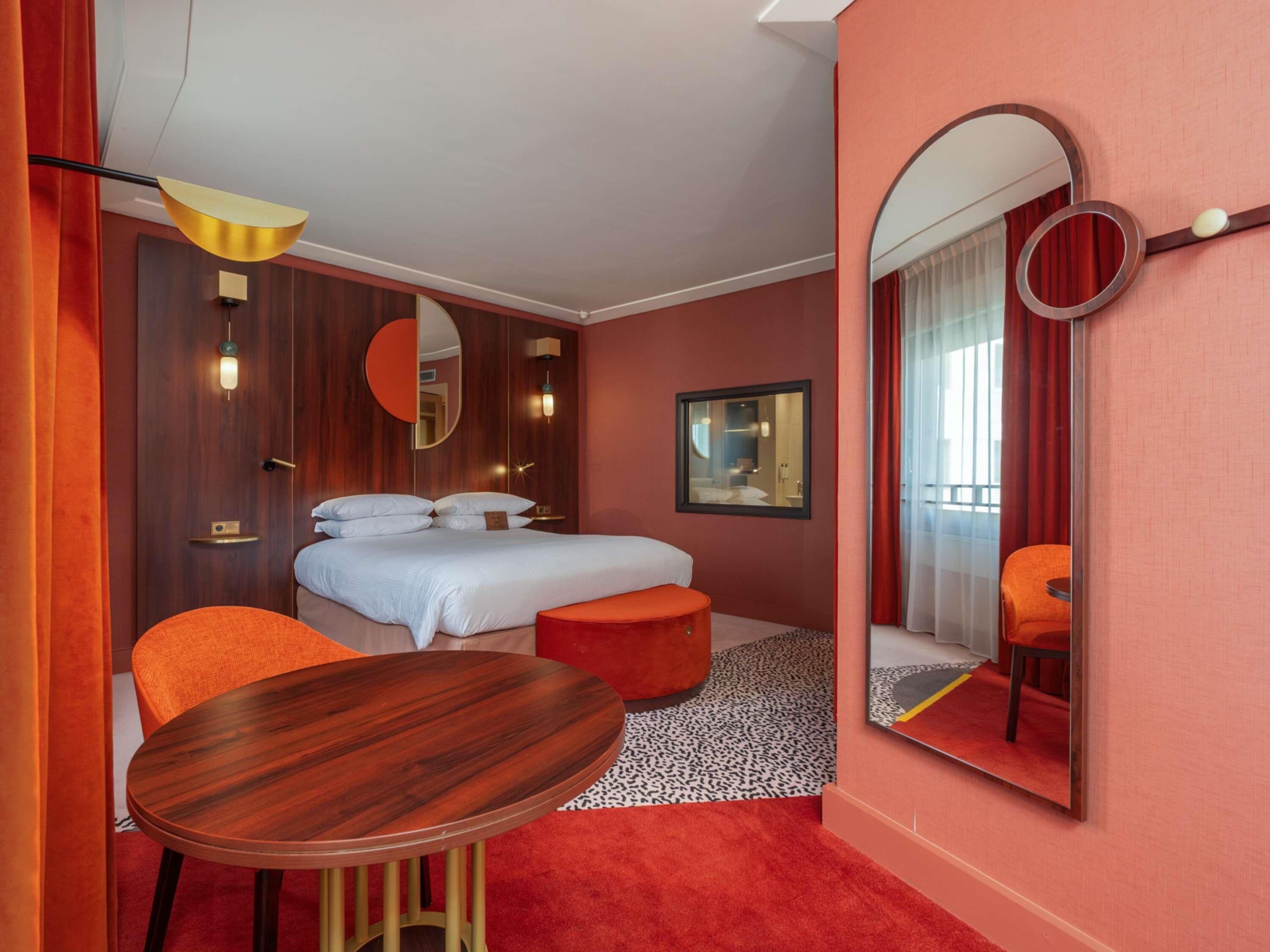 Junior studio suite, 1 kingsize bed met slaapbank | Luxe beddengoed, pillowtop-bedden, een minibar met enkele gratis items