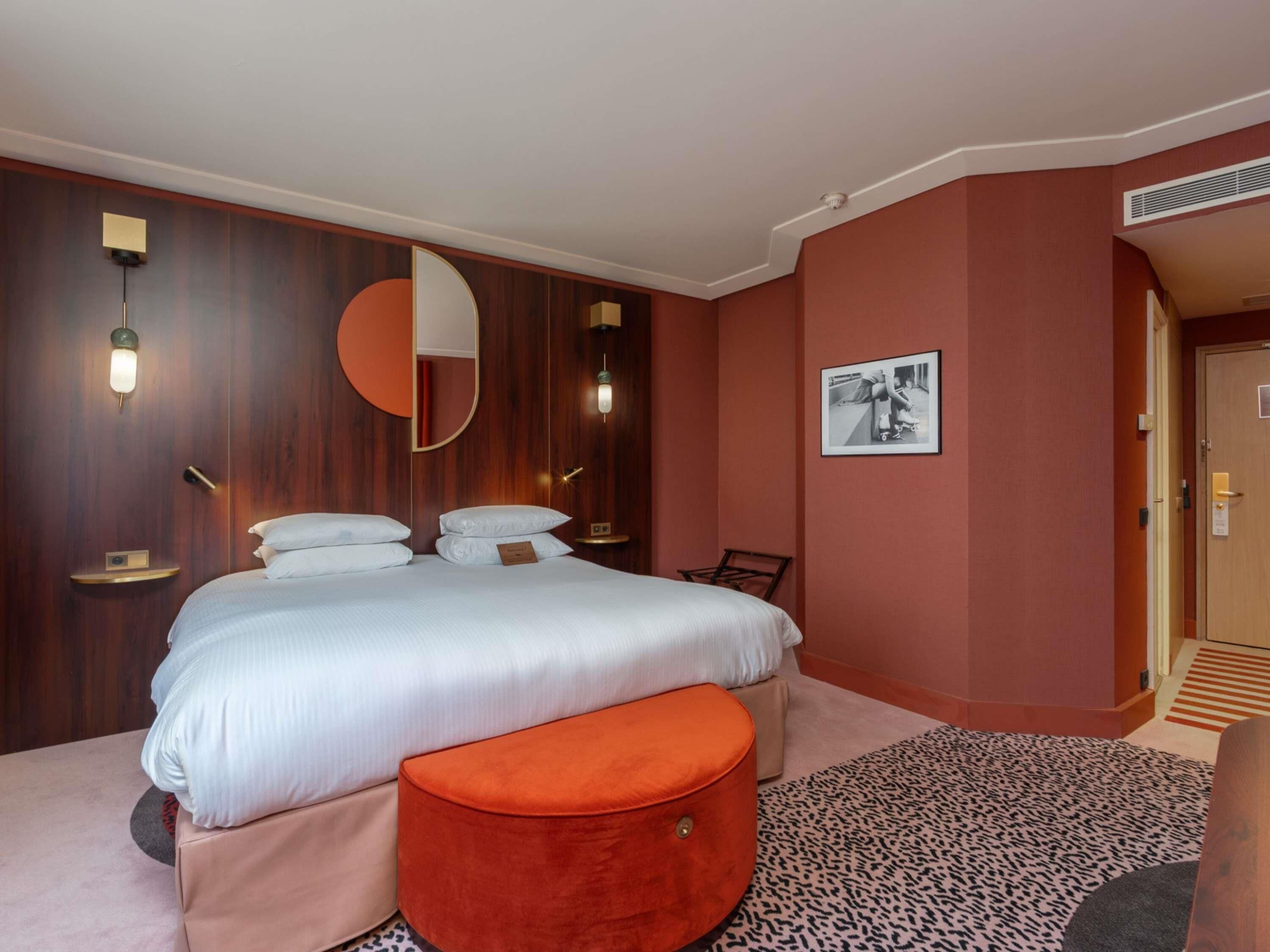 Deluxe Room, 1 King Bed