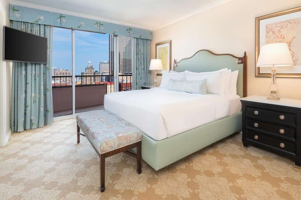 Deluxe suite | Italiaanse Frette-lakens, luxe beddengoed, pillowtop-bedden, een minibar