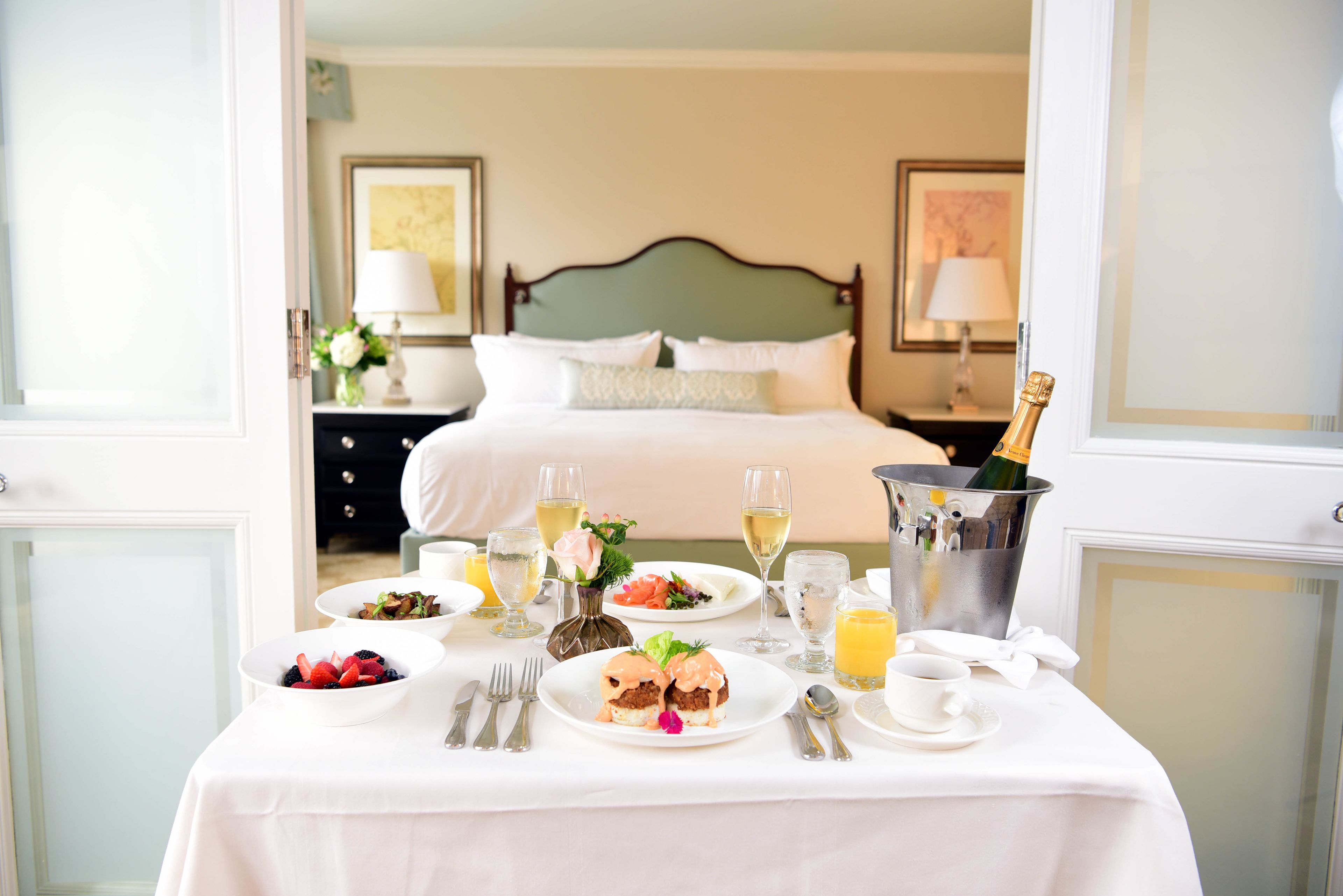 room service – dining