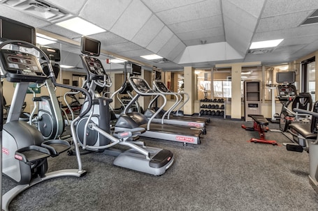 Fitness facility. Buffalo Airport Hotel