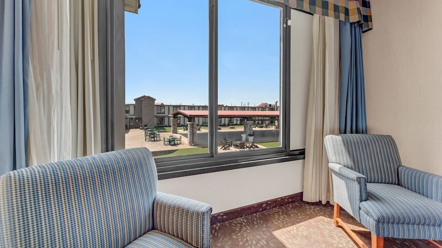 Buffalo Airport Hotel