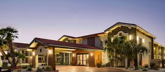 La Quinta Inn by Wyndham Victoria