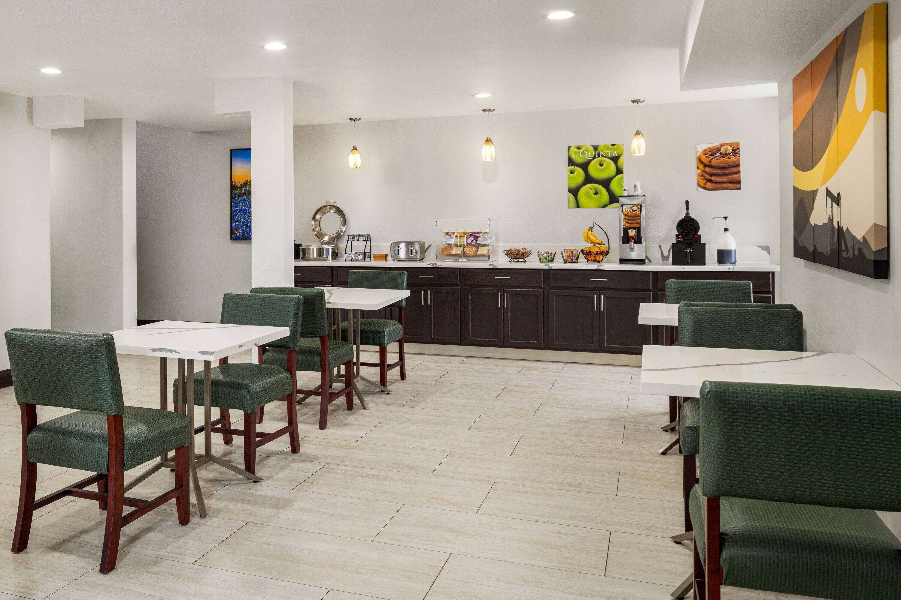 Free continental breakfast