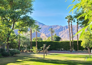 Garden at Riviera Resort Palm Springs
