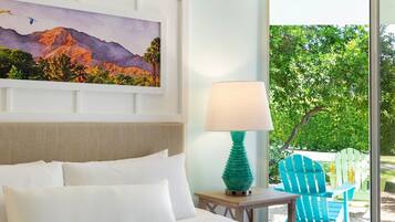 1 bedroom, Egyptian cotton sheets, premium bedding, pillowtop beds