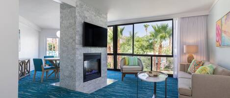 1 bedroom, Egyptian cotton sheets, premium bedding, pillow-top beds