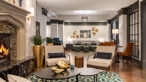 Lobby sitting area - The Cartwright Hotel - Union Square BW Premier Collection (San Francisco)