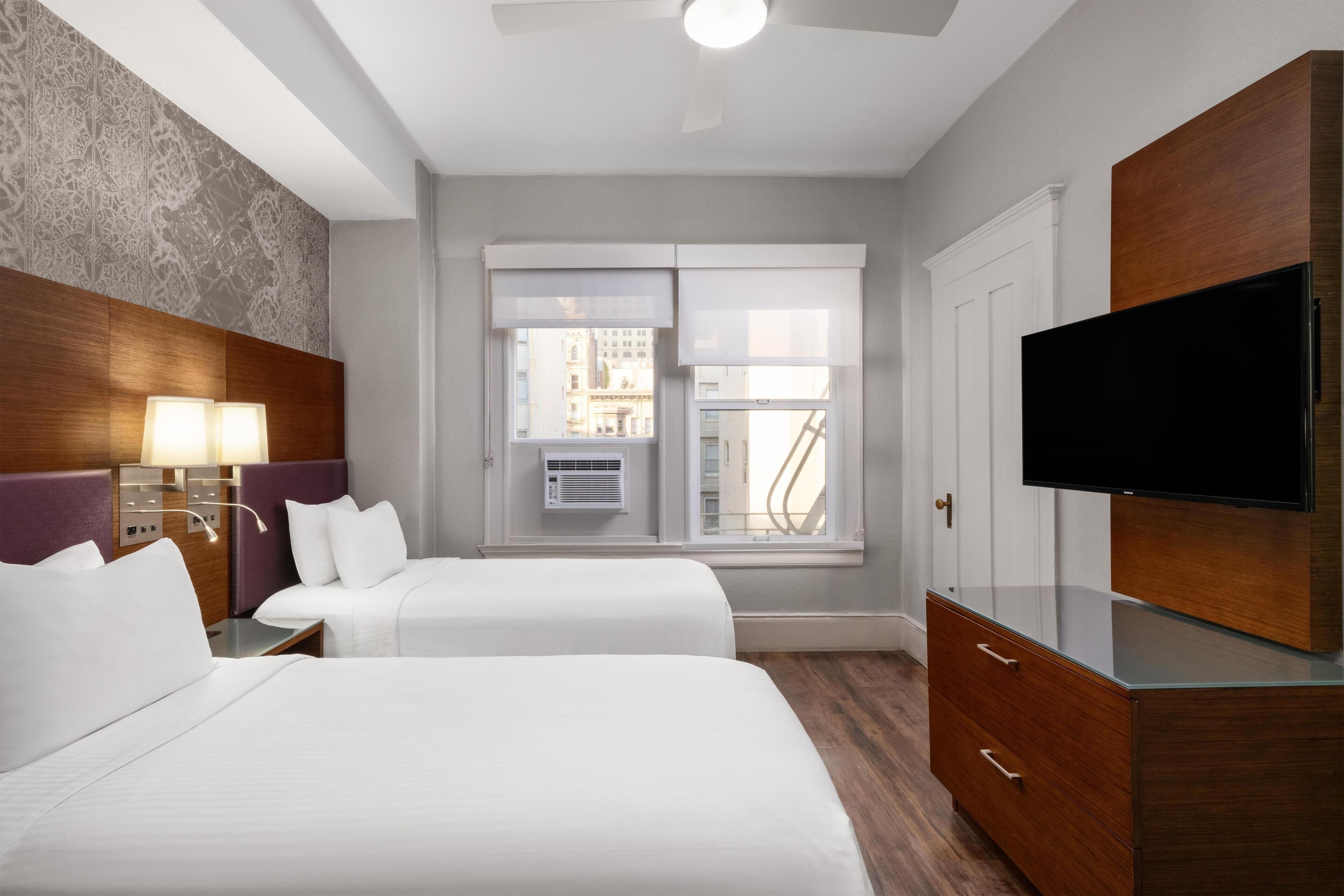 Standard Room, Multiple Beds, Non Smoking