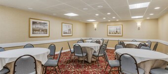 Best Western PLUS Morristown Inn-Florham Park