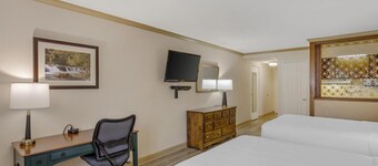 Best Western PLUS Morristown Inn-Florham Park