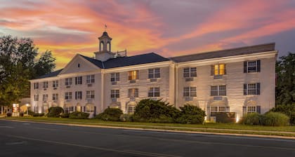 Best Western PLUS Morristown Inn-Florham Park