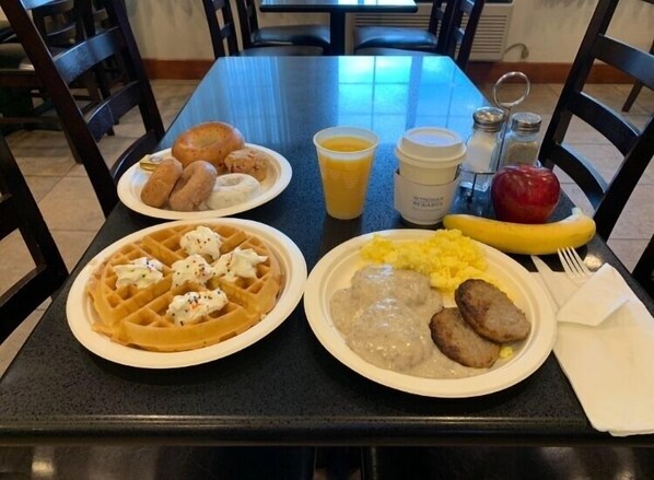 Free daily continental breakfast