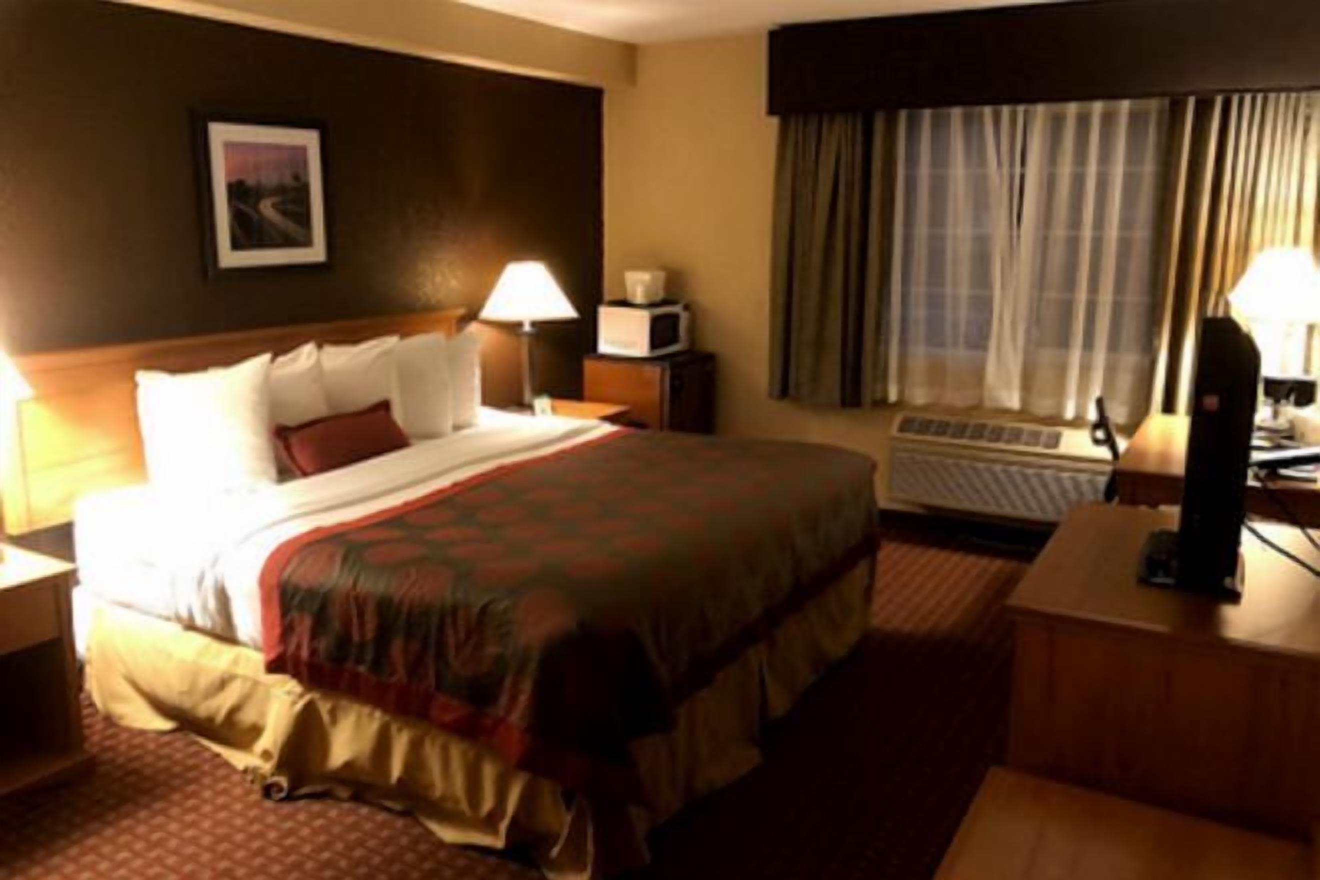 Ropa de cama hipoalergénica y escritorio