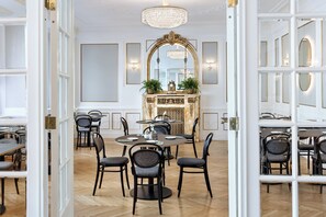Daily buffet breakfast for a fee - Hotel Astoria Vienna, Curio Collection by Hilton (Vienna)