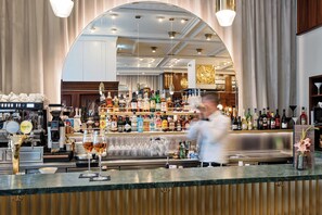 Bar (in der Unterkunft)