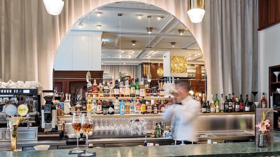 Hotel Astoria Vienna, Curio Collection by Hilton