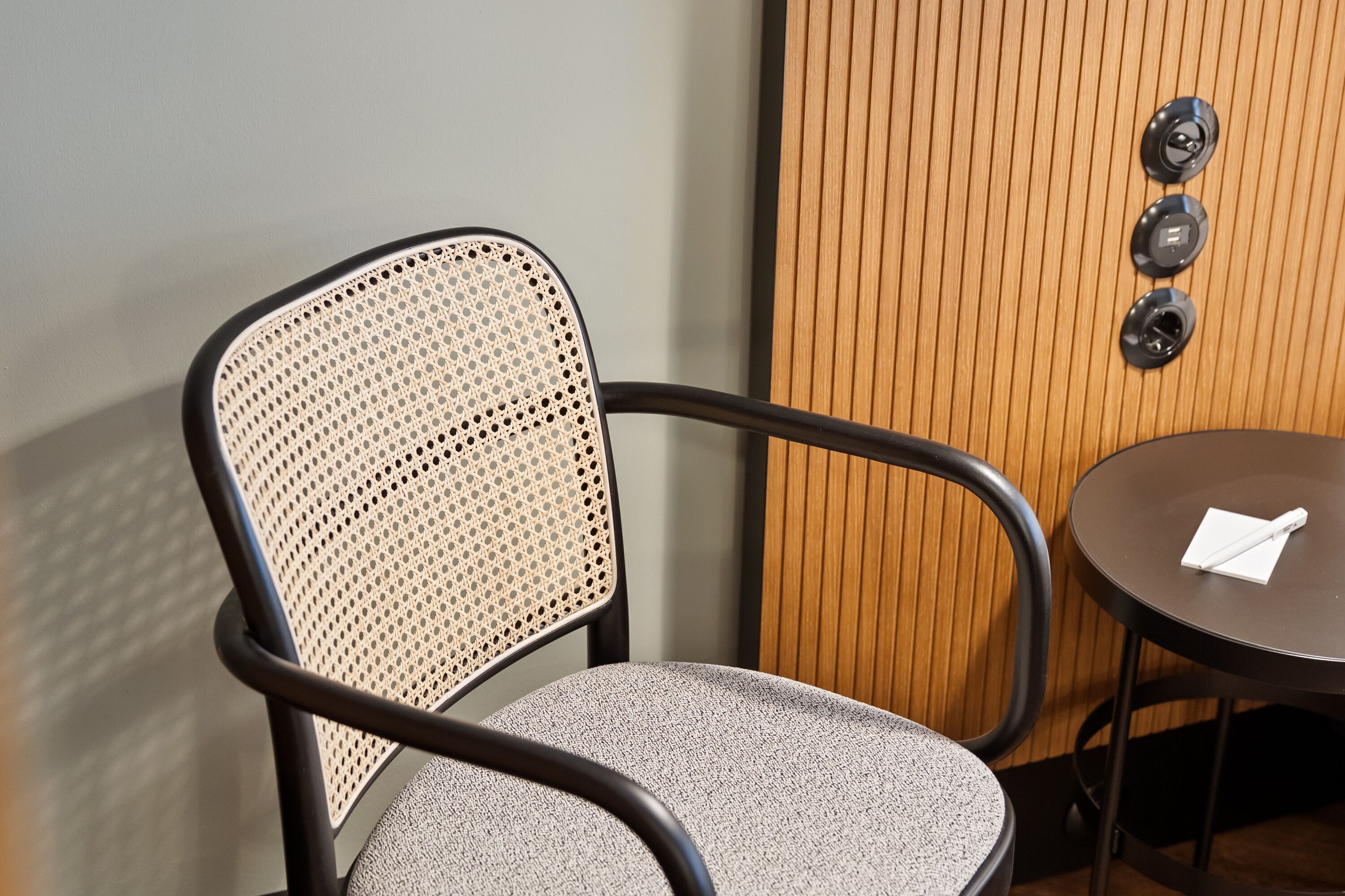 hypo-allergenic bedding, minibar, in-room safe, soundproofing