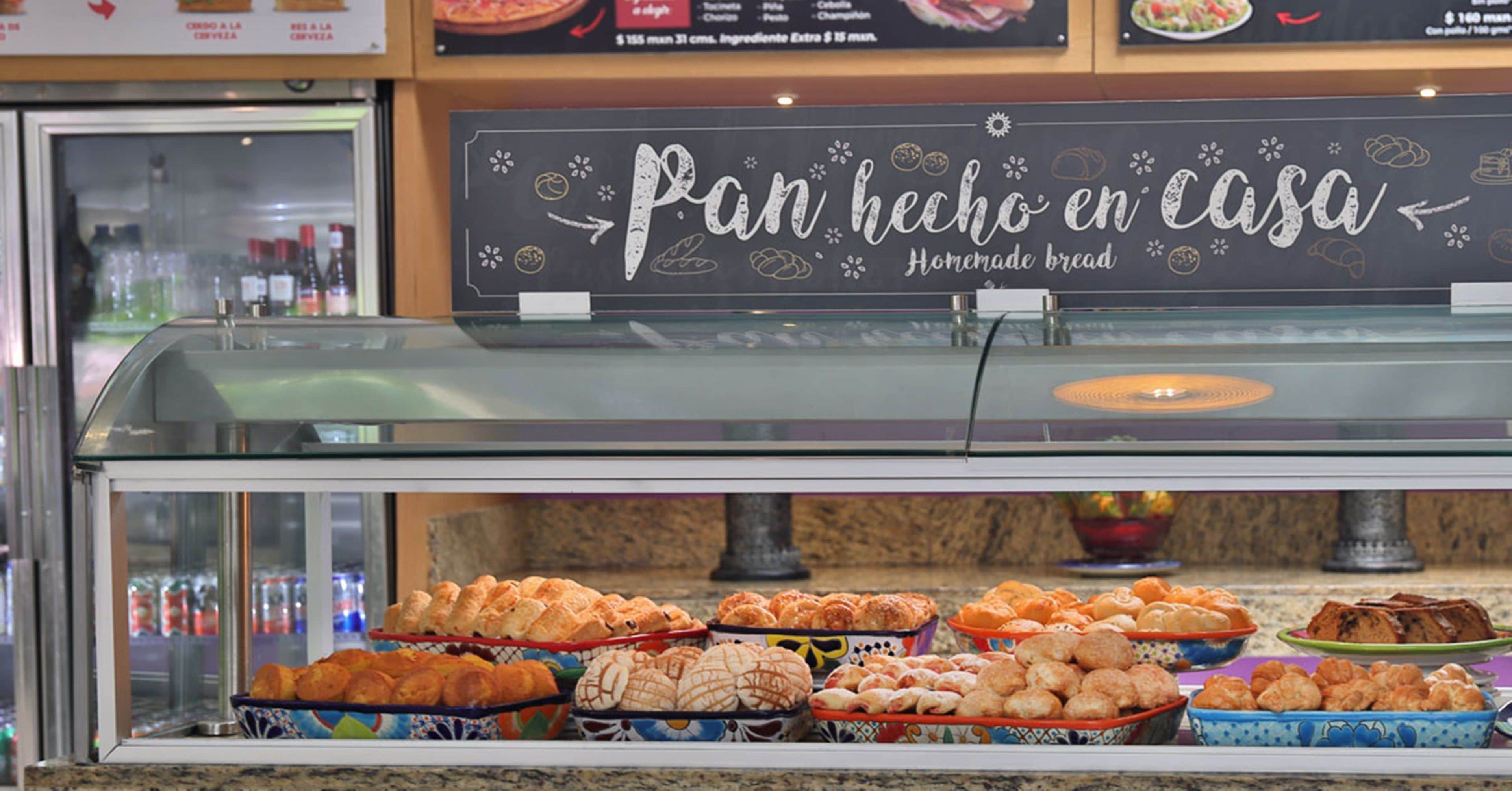 breakfast, lunch and dinner served