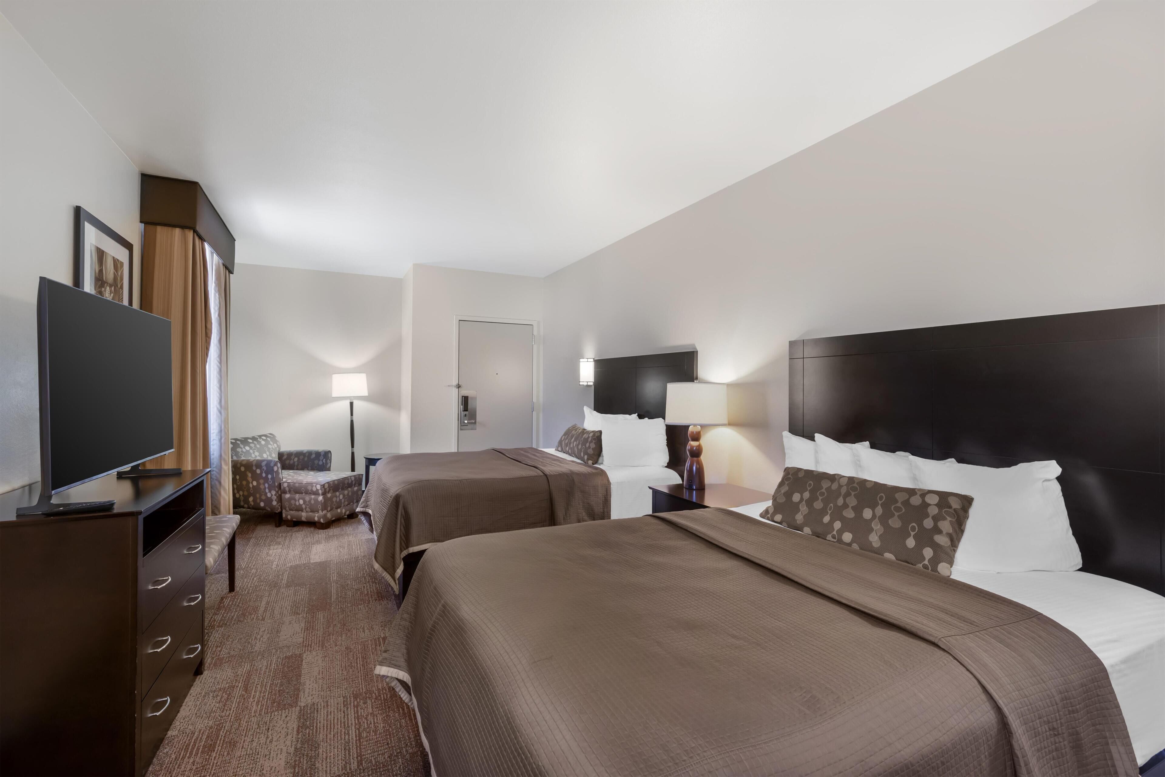 Standard Room, 2 Queen Beds, Non Smoking, Refrigerator & Microwave | Desk, laptop workspace, iron/ironing board, free cribs/infant beds