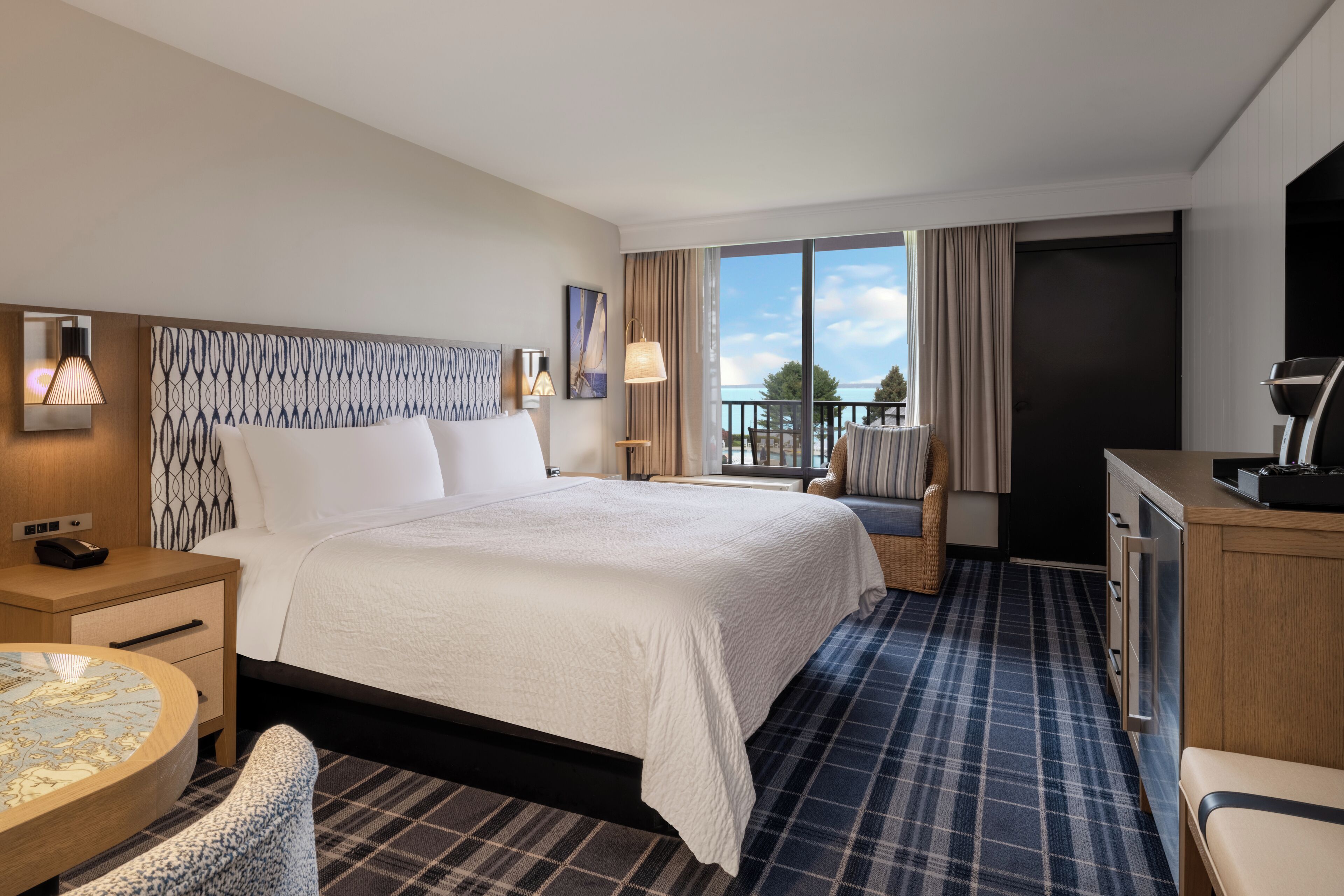 Premium Room, 1 King Bed, Ocean View, Oceanfront (Oceanfront View)