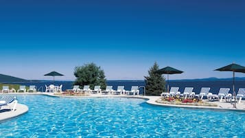 Udendørs pool