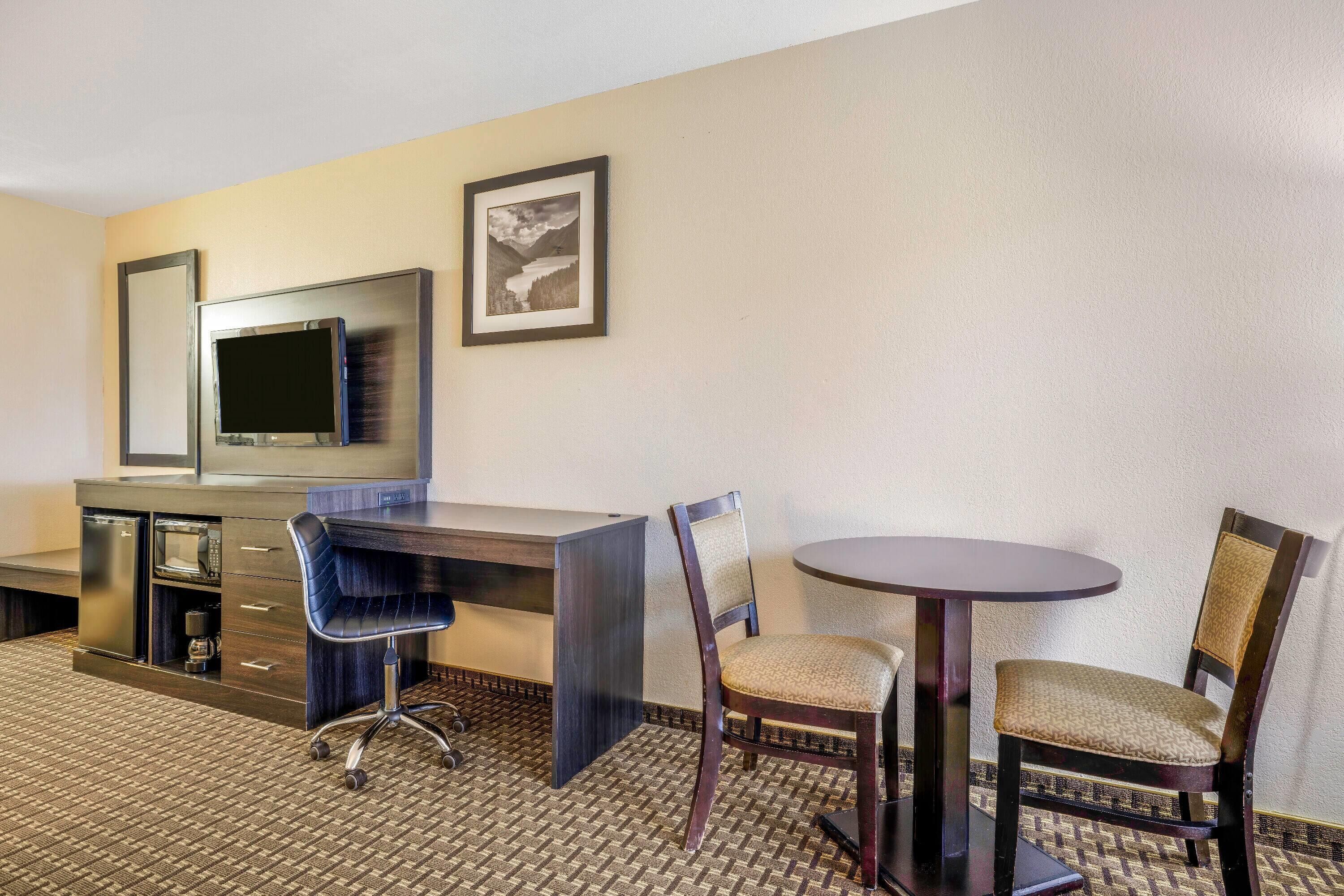 standard room, 2 queen beds | individually decorated, individually furnished, desk, laptop workspace