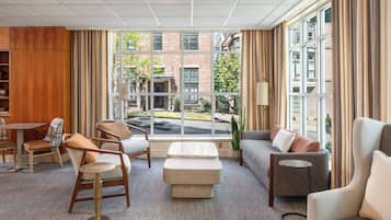 Sala de estar en el lobby