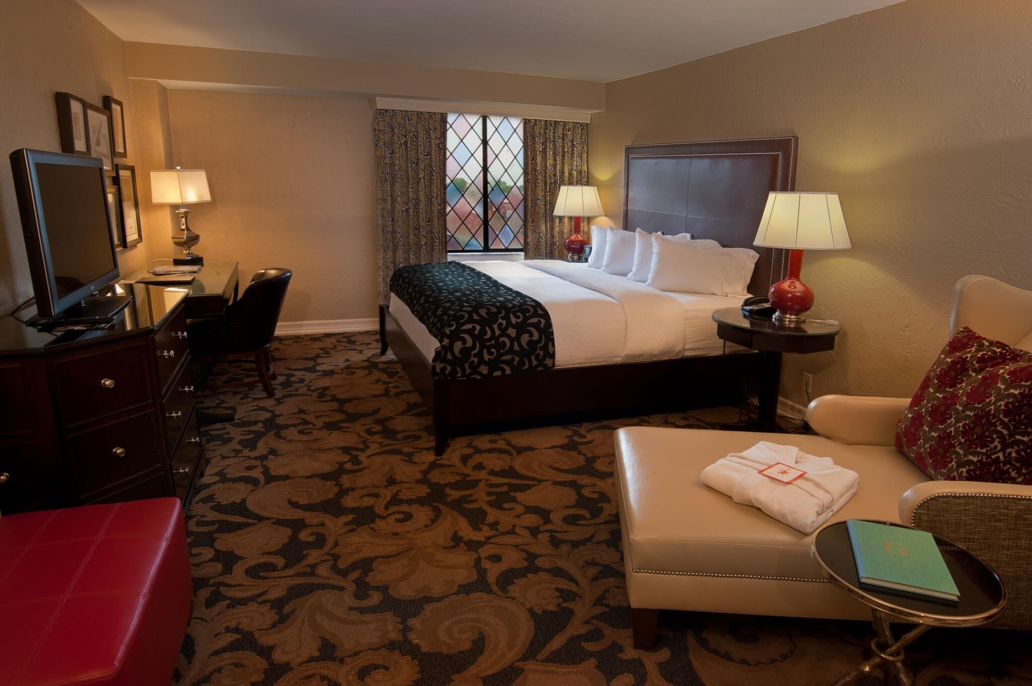 Egyptian cotton sheets, premium bedding, pillowtop beds
