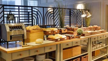 Daily buffet breakfast (GBP 15 per person)