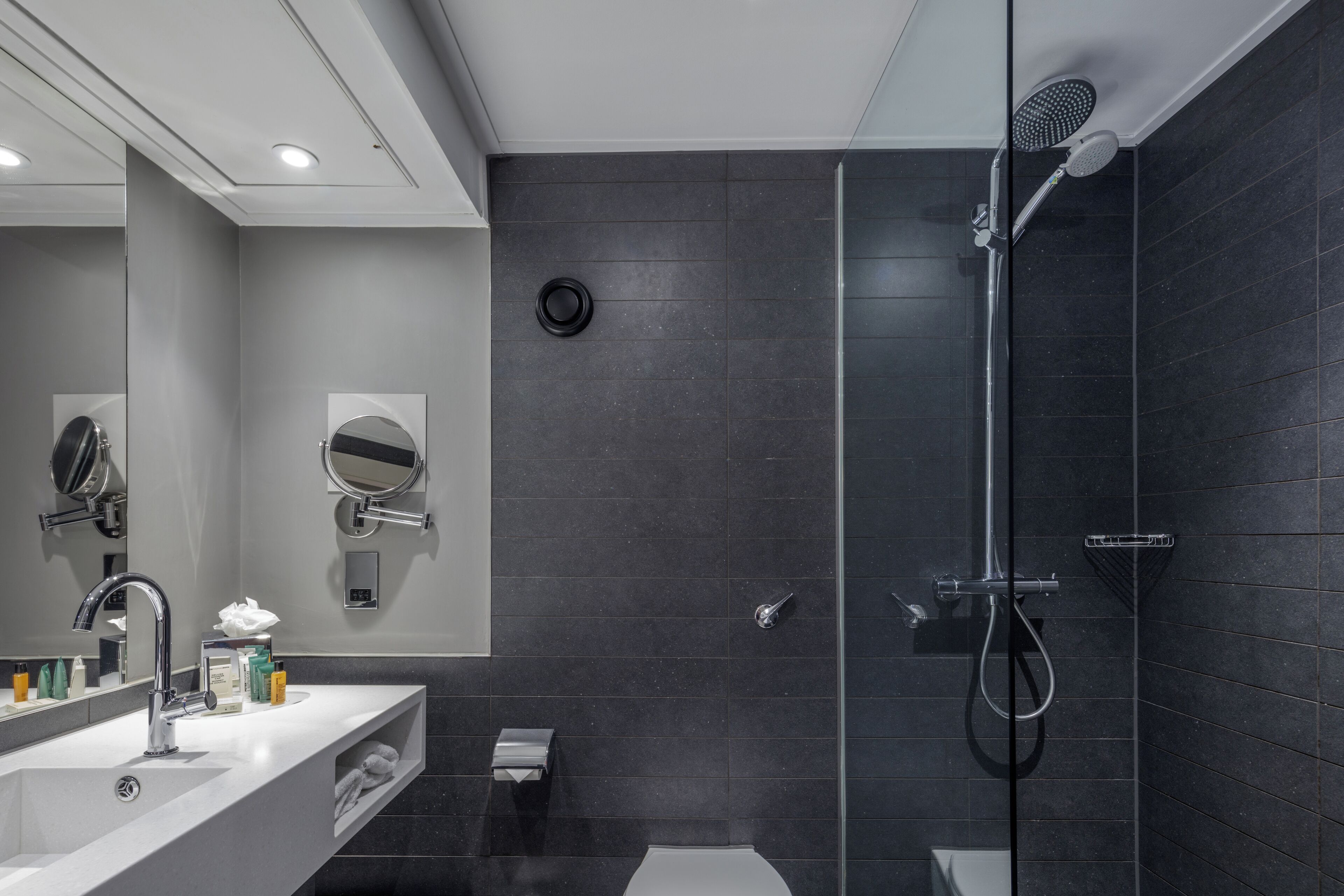 Photo - DoubleTree by Hilton Leeds