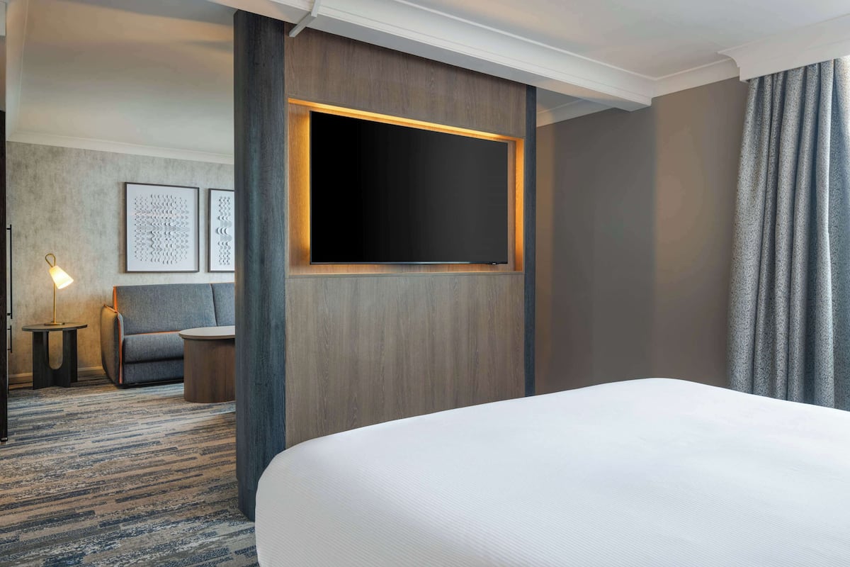 1 bedroom, in-room safe, desk, laptop workspace