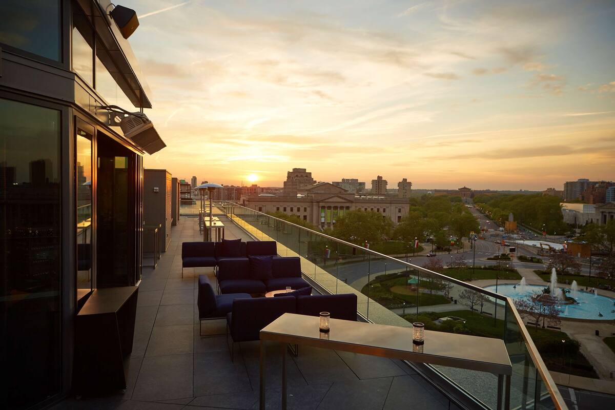 rooftop bar