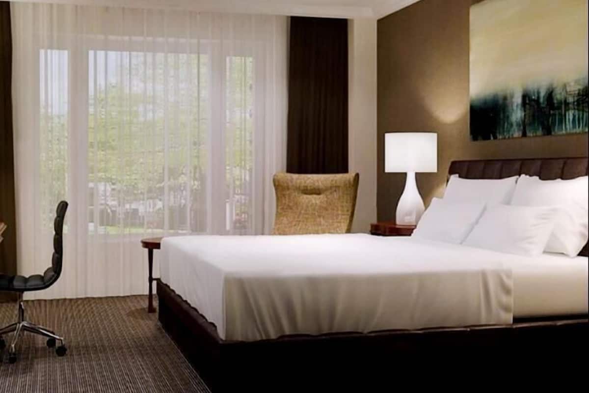 أغطية فراش متميزة وألحفة محشوة بالريش وأسرّة بطبقة علوية مريحة