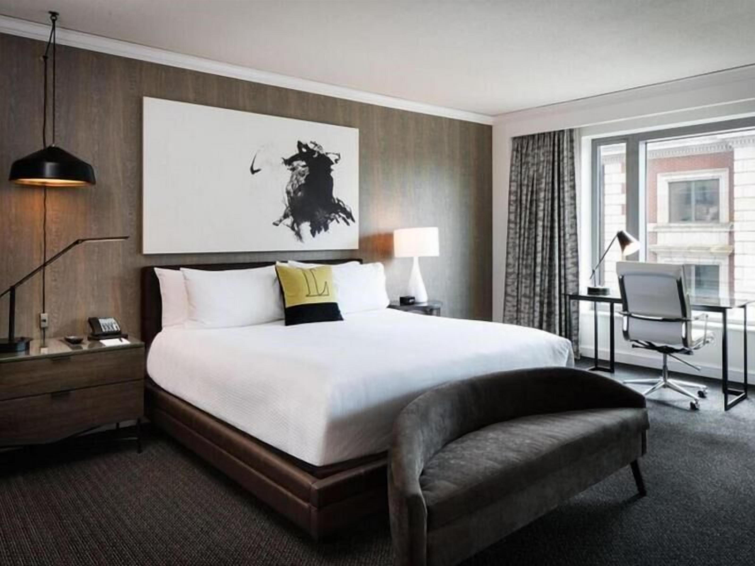 أغطية فراش متميزة وألحفة محشوة بالريش وأسرّة بطبقة علوية مريحة