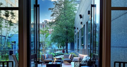 The Logan Philadelphia, Curio Collection by Hilton